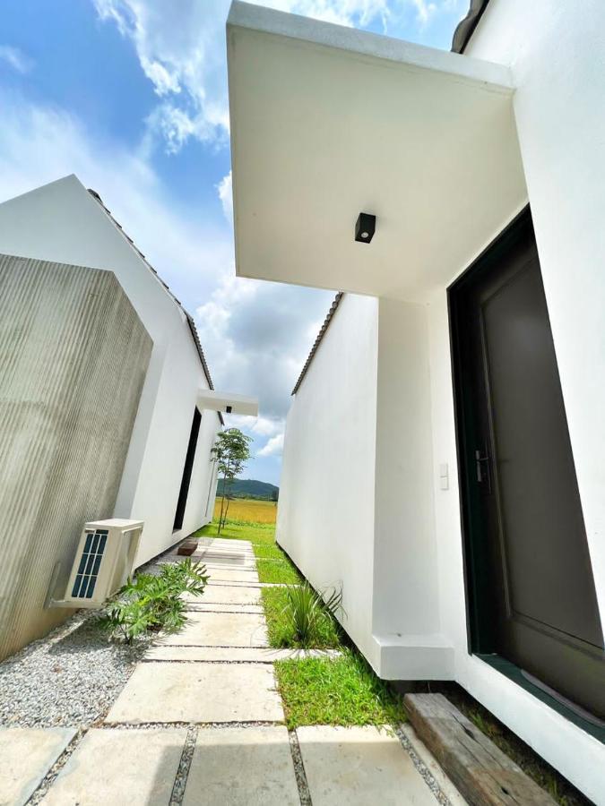 Ezu Isle Langkawi Pool Villa Pantai Cenang  Exterior photo